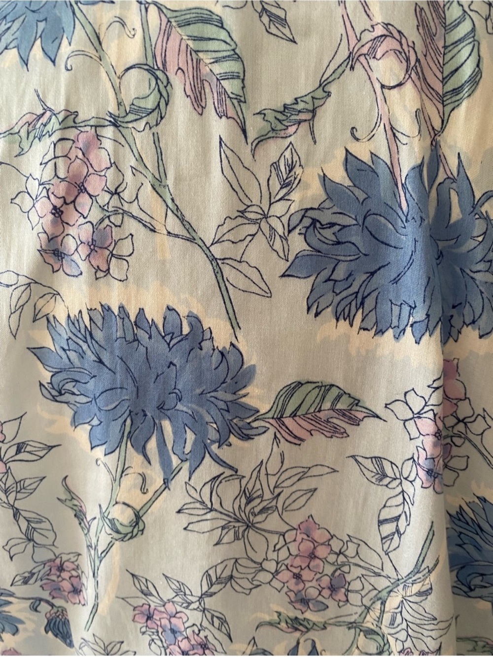 Liz Claiborne Light Blue Floral Short-Sleeve Button Down - Picture 4 of 5
